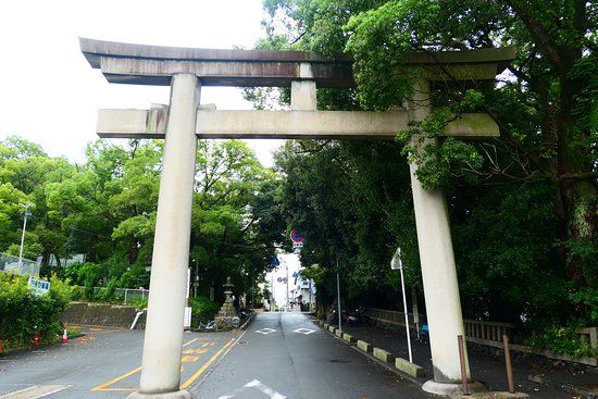 枚岡神社