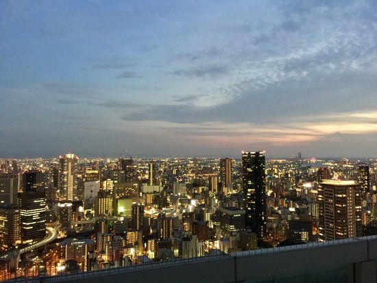新梅田シティ